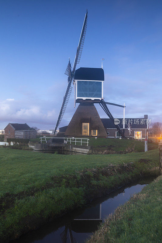 Grote Molen(大磨坊)位于荷兰Hazerswoude附近